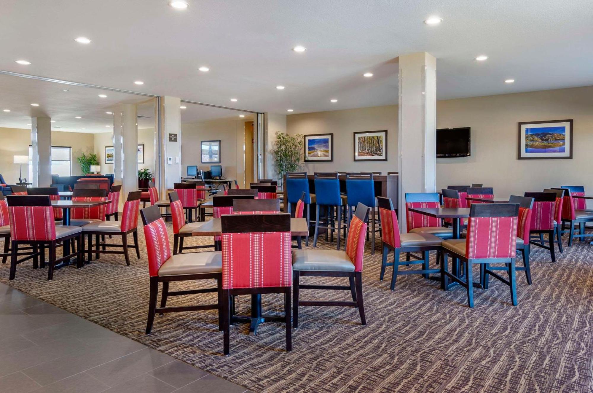 Comfort Suites Helena Airport Exteriör bild