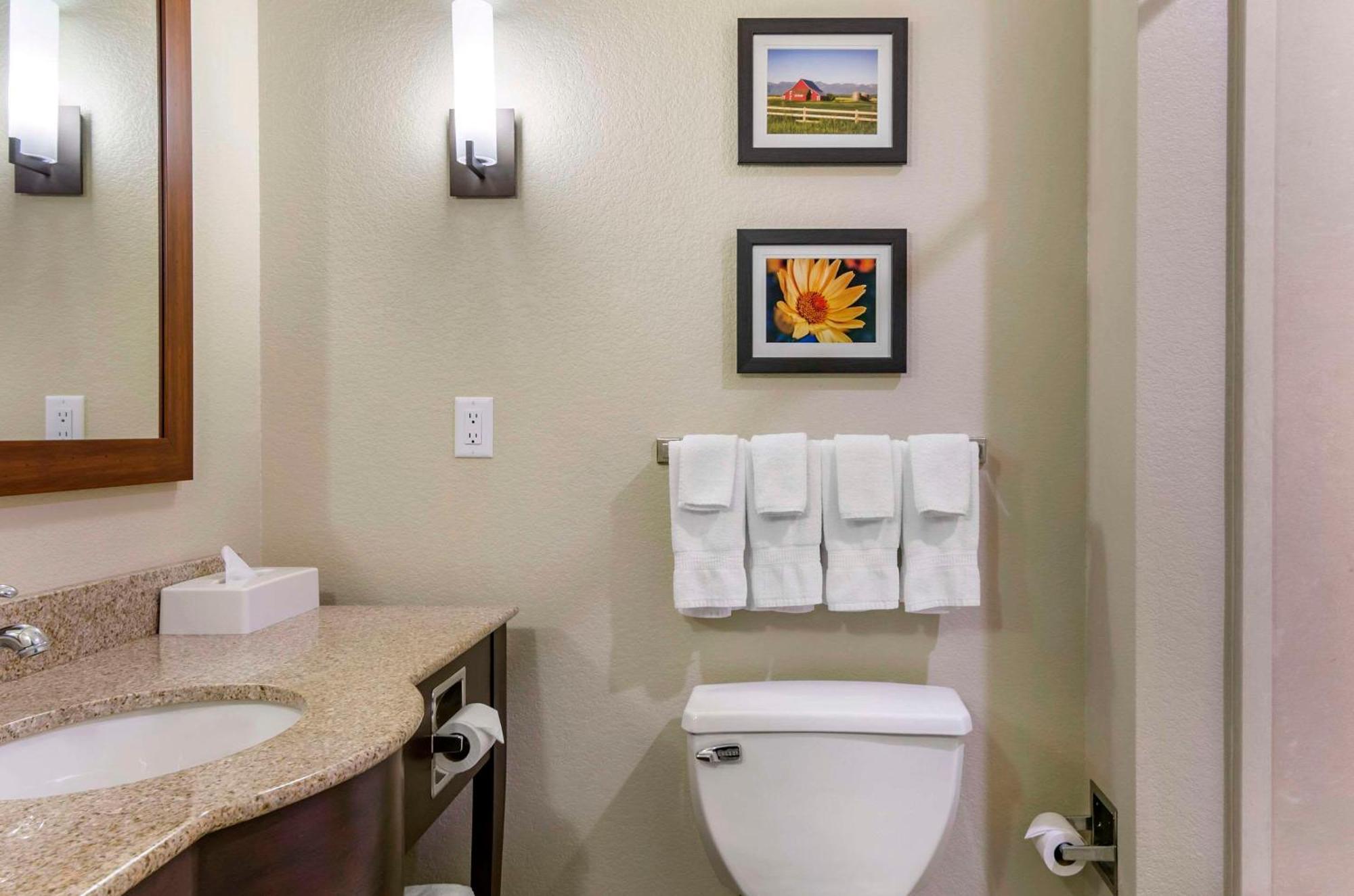 Comfort Suites Helena Airport Exteriör bild